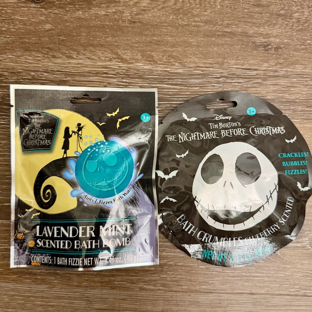 Disney’s Nightmare Before Christmas Bath Bomb & Crumbles, 2-Pack, Brand New